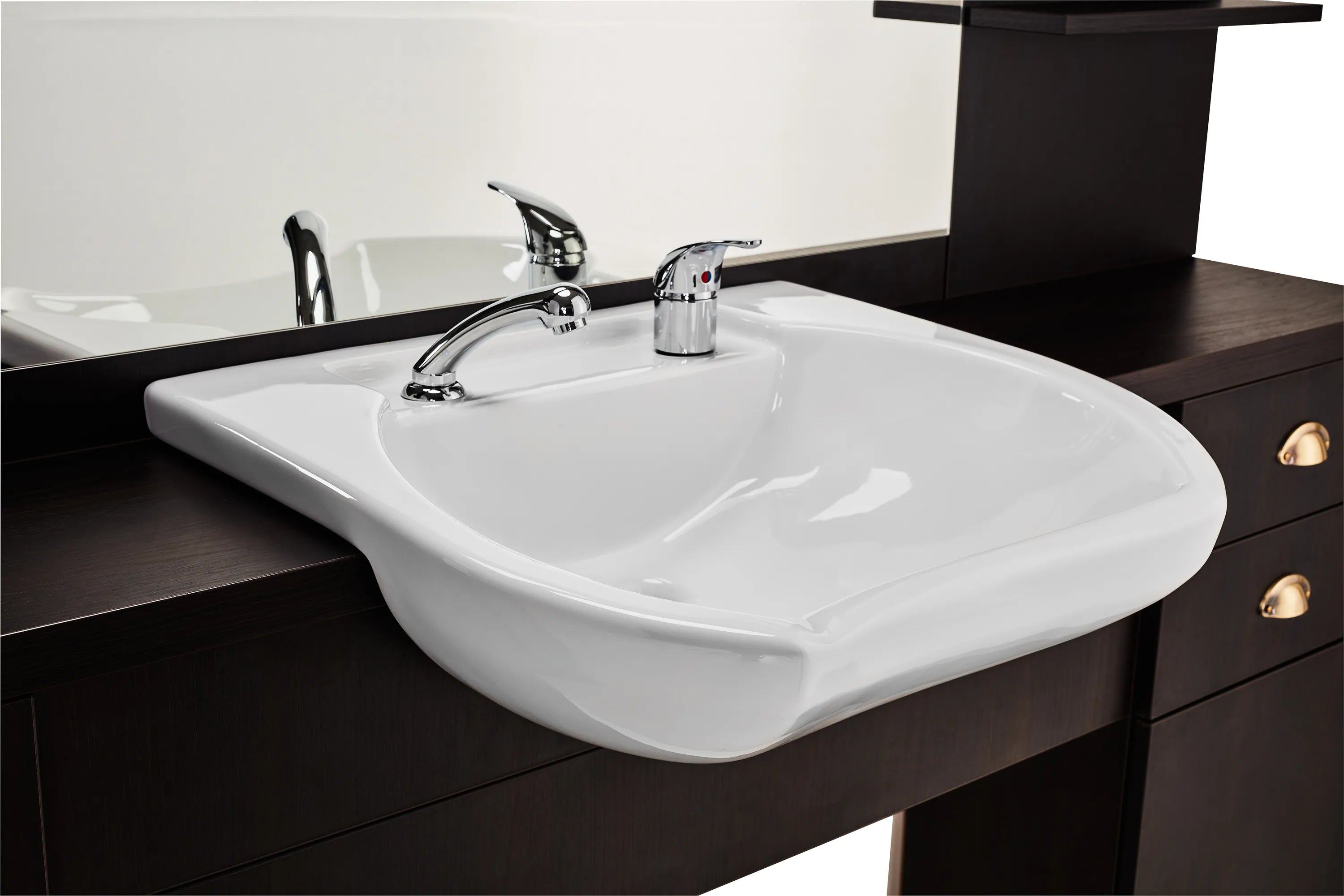 AYALA Davos barberkaptafel detail lades met gouden schelphandgrepen